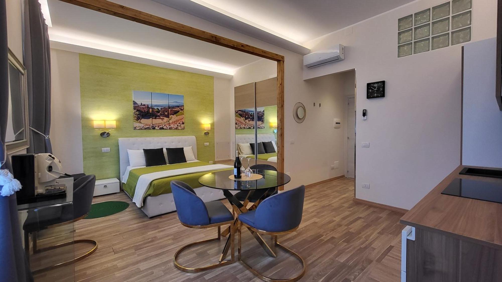 I Due Grifoni Studio Flat Taormina Exterior foto
